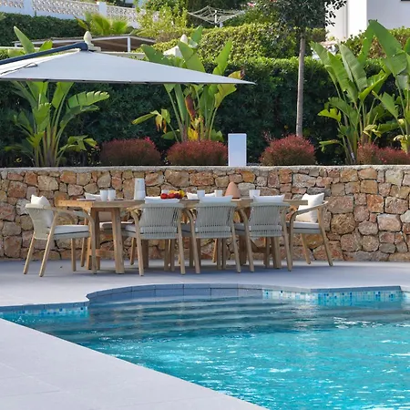 Toscal Villa *